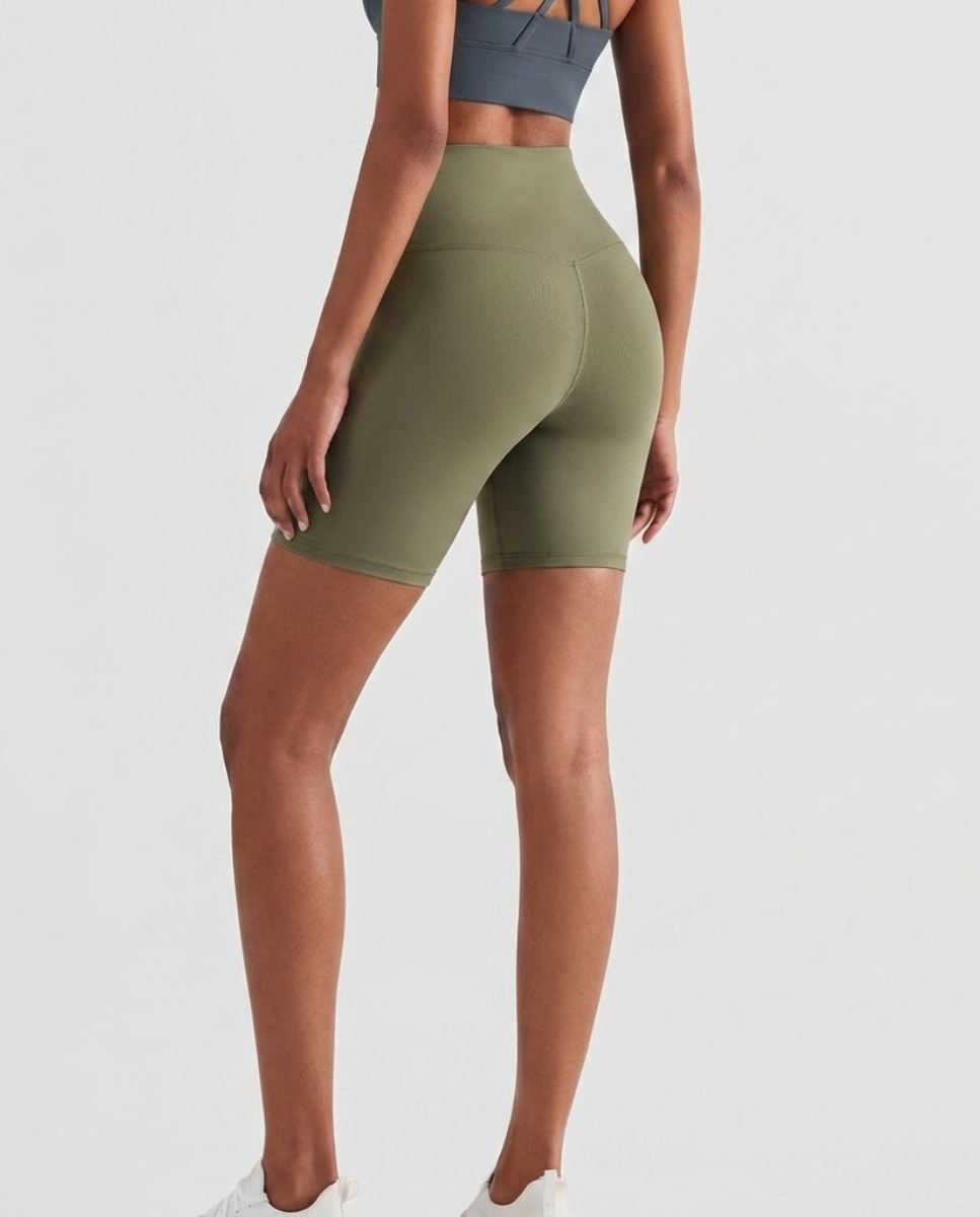 Short cycliste pour femme avec couture arrière en V, tissu compressif Matrix