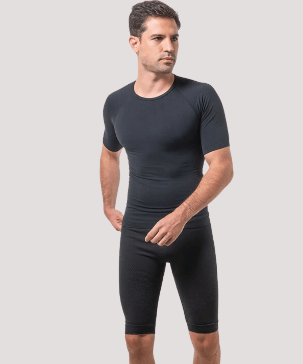 Camiseta reductora con TECNOLOGÍA FIR Speed