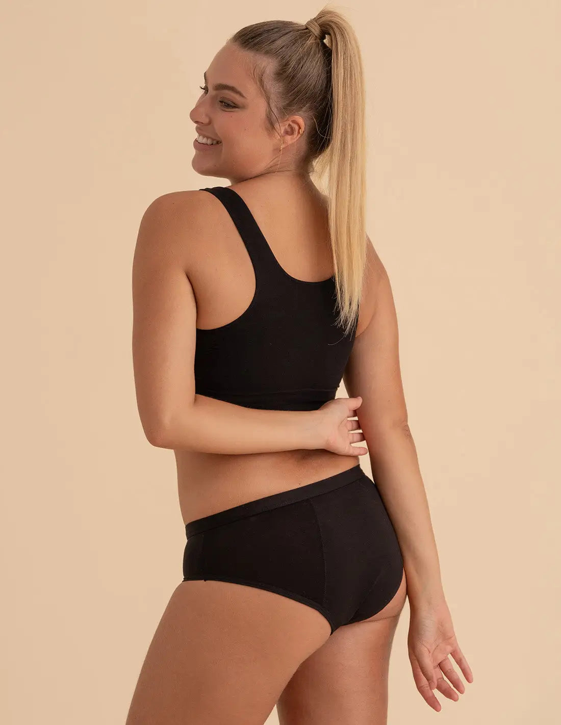 Pack-2 FreeU Anaissa Ultra Absorbent Menstrual Panties – 12 Hours Boston