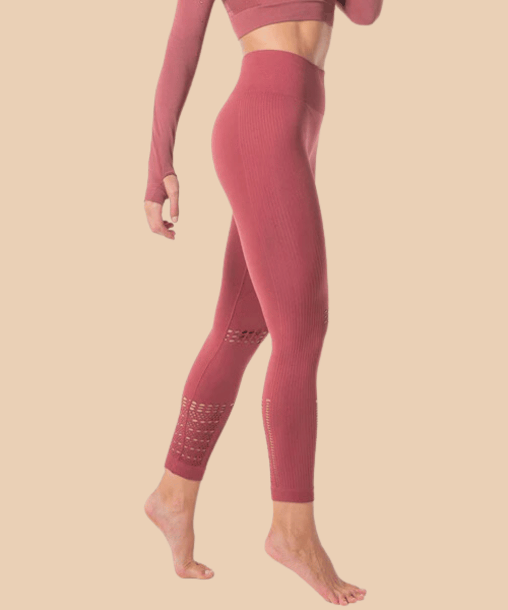 Sports leggings with Emana Shima fiber