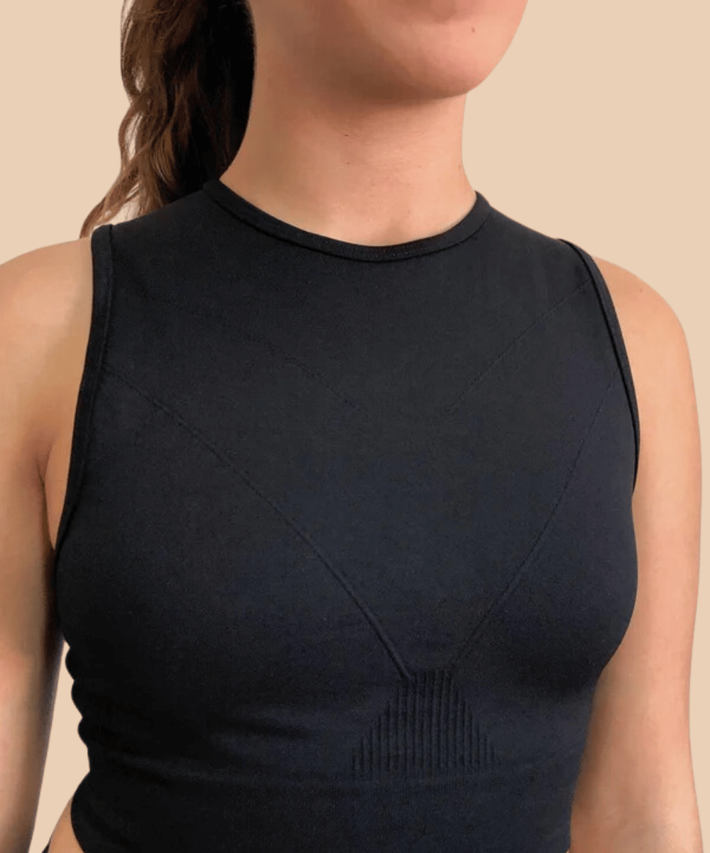 Sports top with Emana 3D Effi fiber