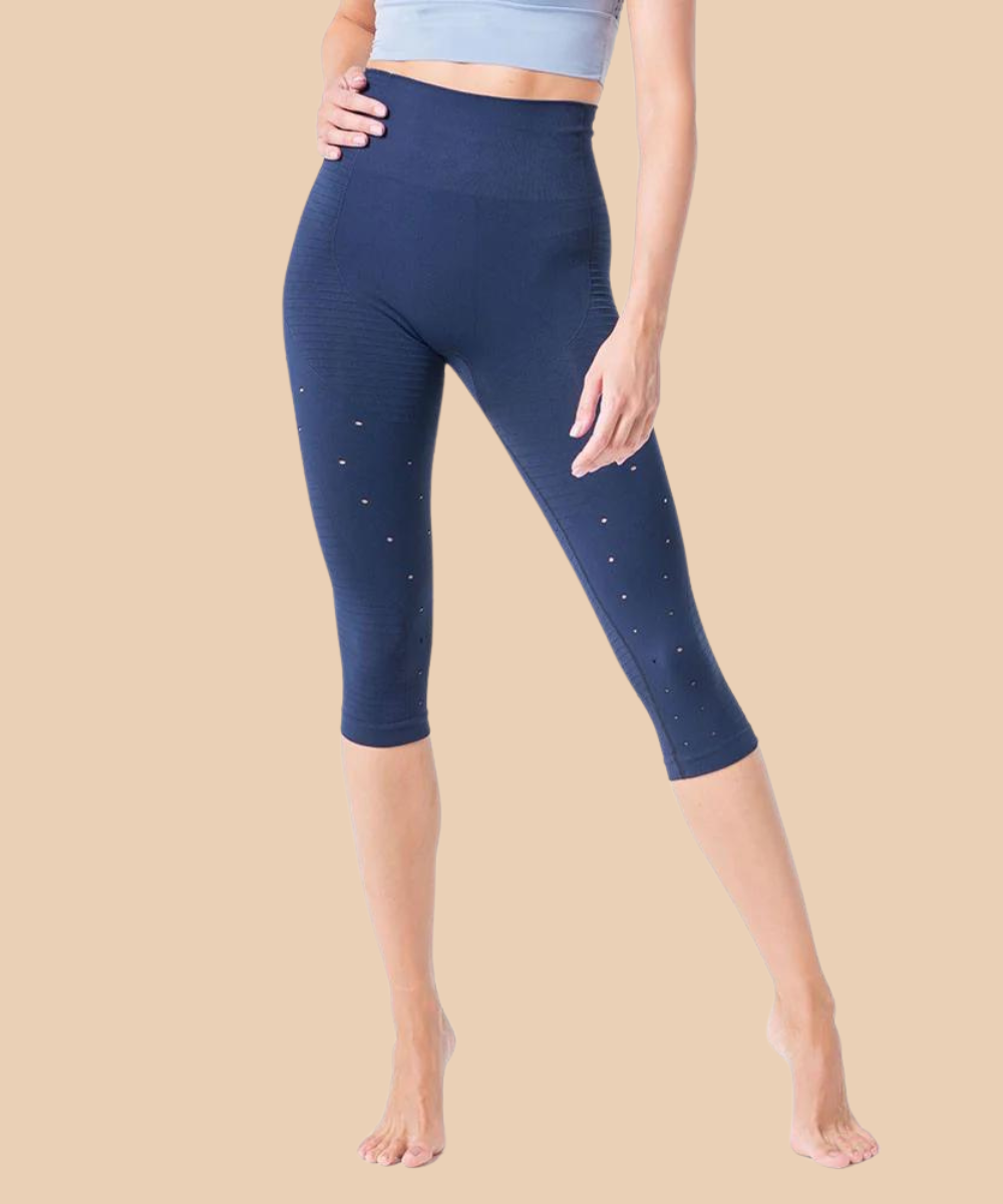 Capri sports legging with Emana Namasté fiber