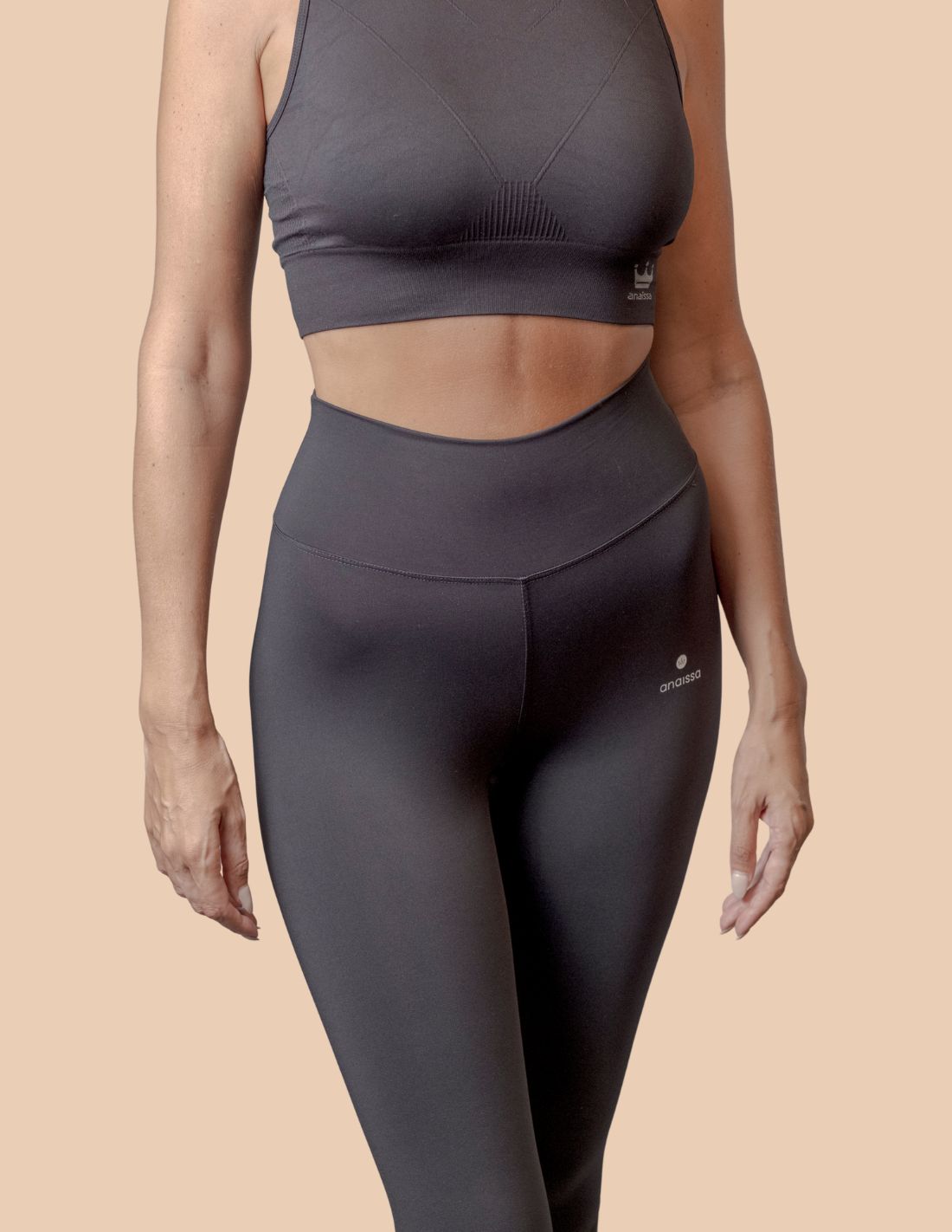 Set: Leggings and Sports Top with Emana Namasté fiber